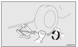 9. Tighten the nuts in the order shown in the illustration until each nut has